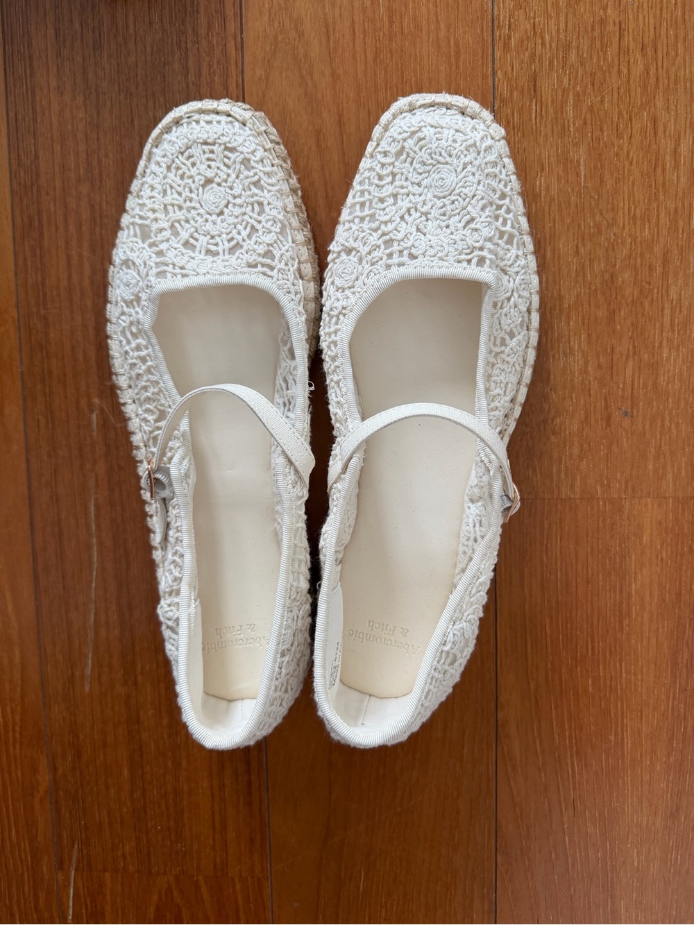Abercrombie & Fitch Crochet espadrille flat